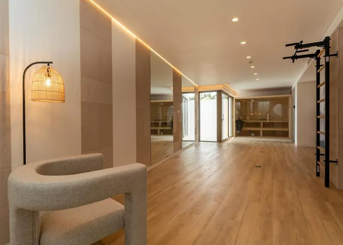 Luxury With Pool & Sauna - 24a 아파트