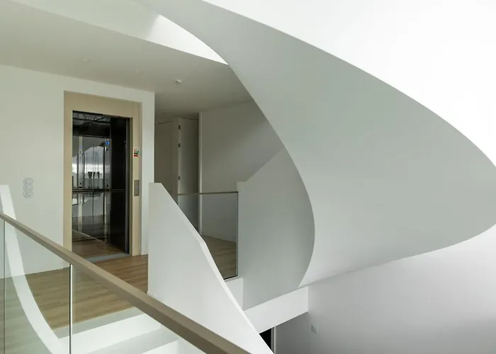 شقة Luxury With Pool & Sauna - 24a لورينها