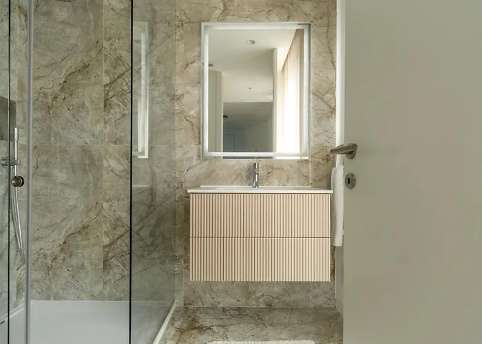 아파트 Luxury With Pool & Sauna - 24a 로리냐