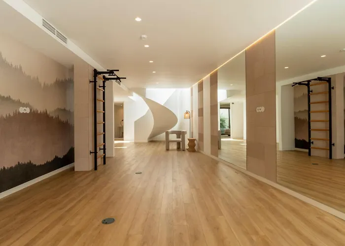 شقة Luxury With Pool & Sauna - 24a لورينها