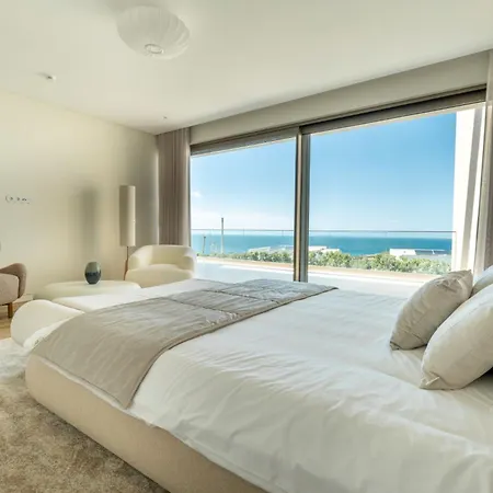 Luxury With Pool & Sauna - 24a Apartment