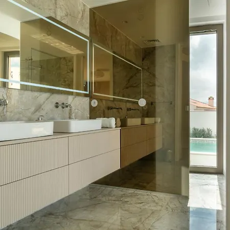Luxury With Pool & Sauna - 24a Apartment Lourinhã