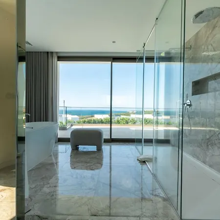 Lägenhet Luxury With Pool & Sauna - 24a